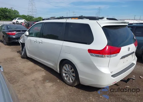 2011 Toyota Sienna Limited V6 из США, поврежденный, VIN 5TDYK3DC2BS120482